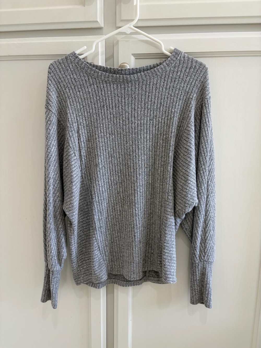 Simply Vera Vera Wang Ribbed Crewneck Sweater - Light Gray